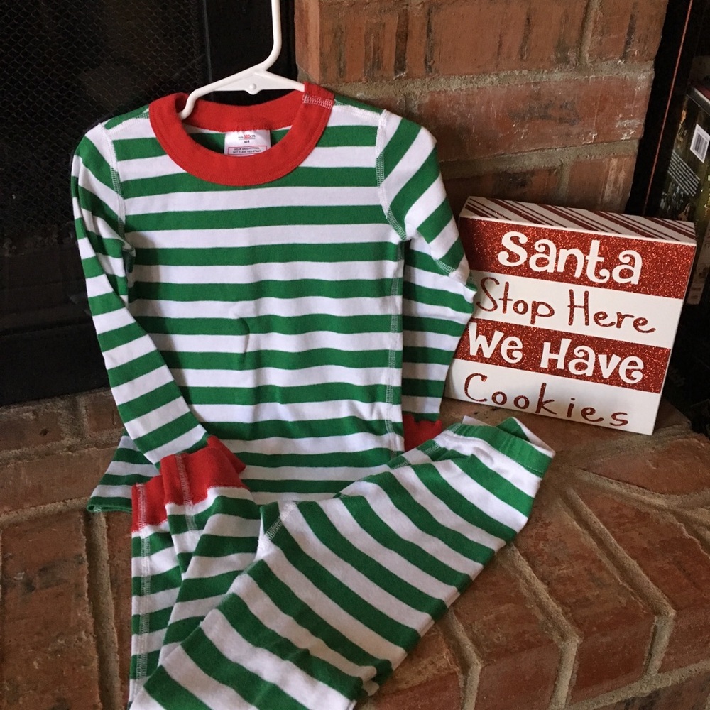 HANNA ANDERSSON CHRISTMAS PAJAMAS